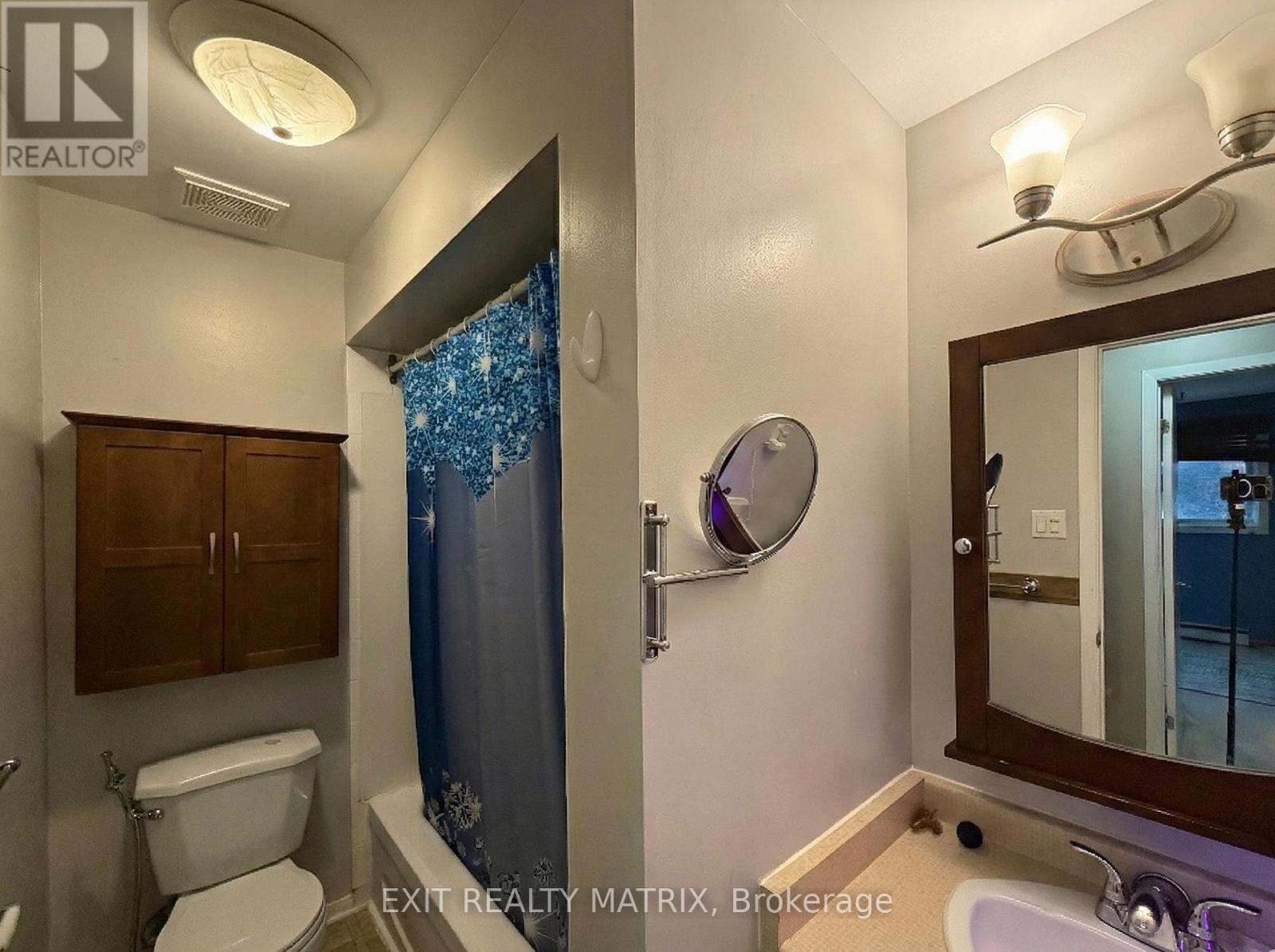 5b - 762 St. Andre Drive