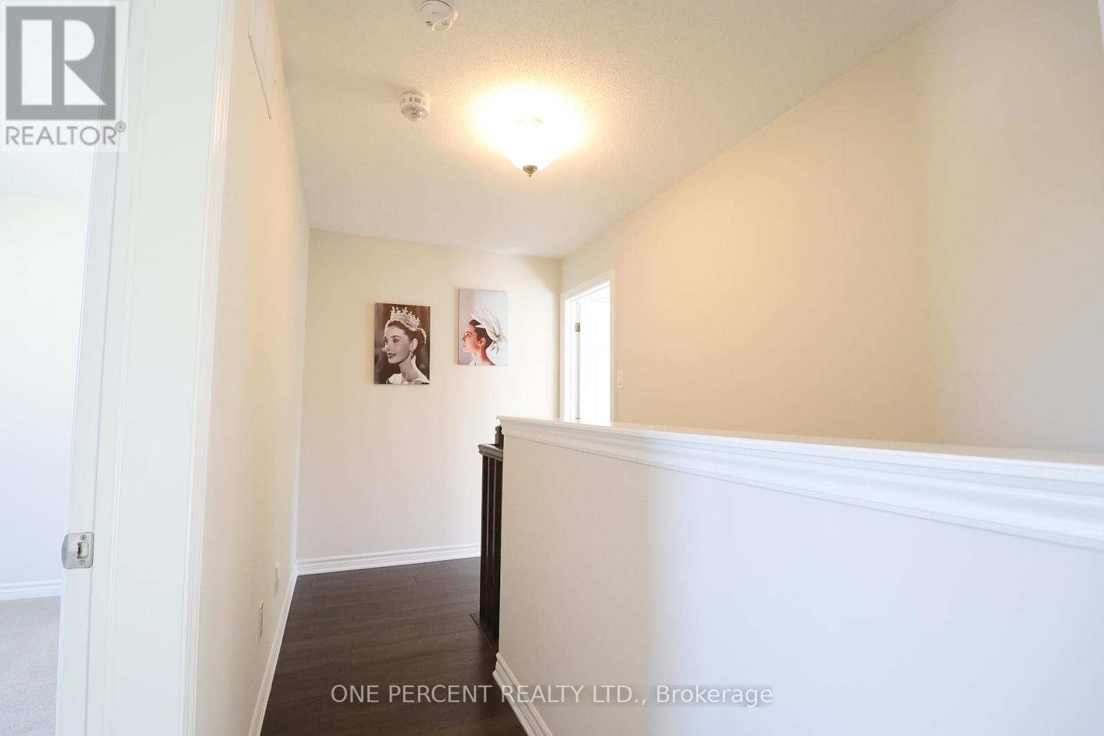 901 Fameflower Street