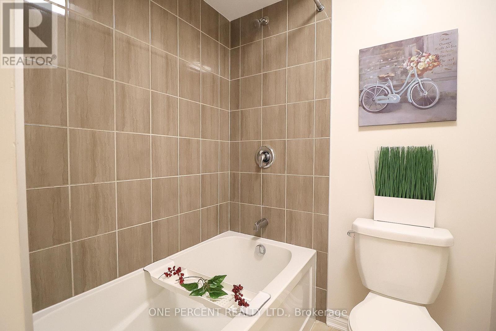 901 Fameflower Street