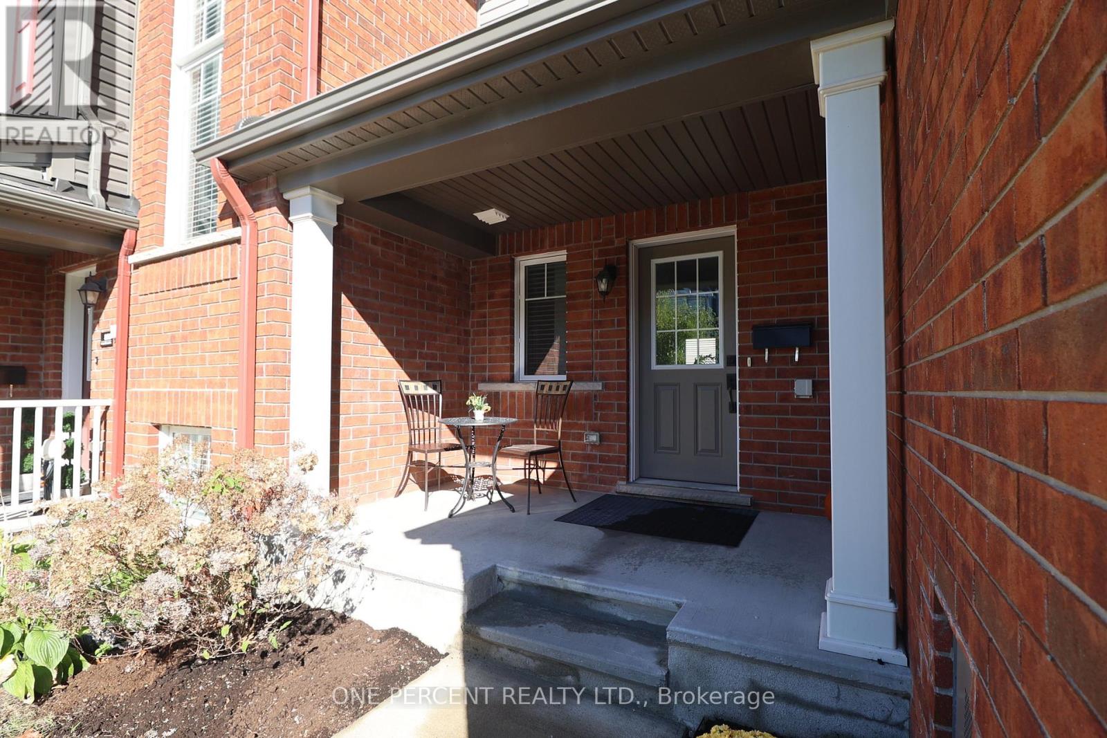 901 Fameflower Street