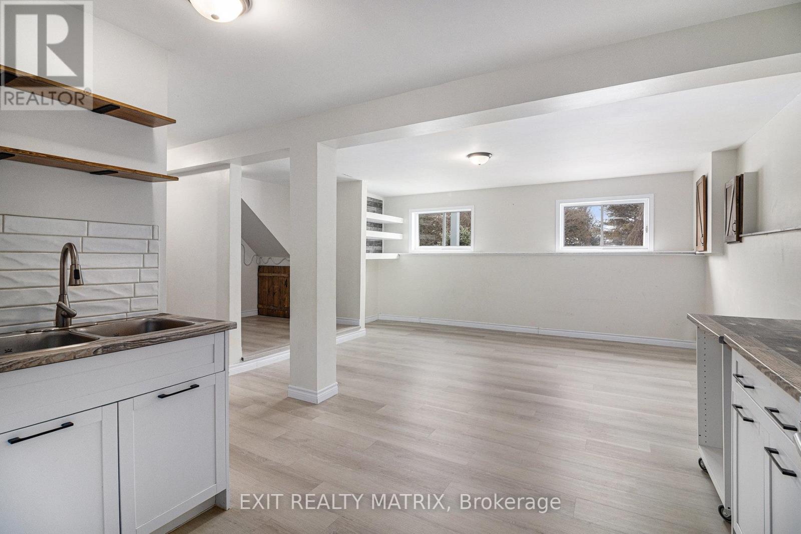 3333 White Spruce Street