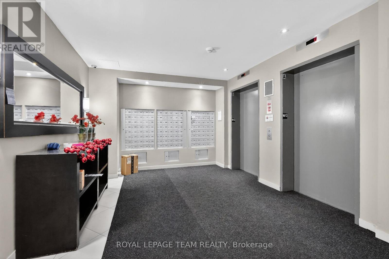 804 - 138 Somerset Street W