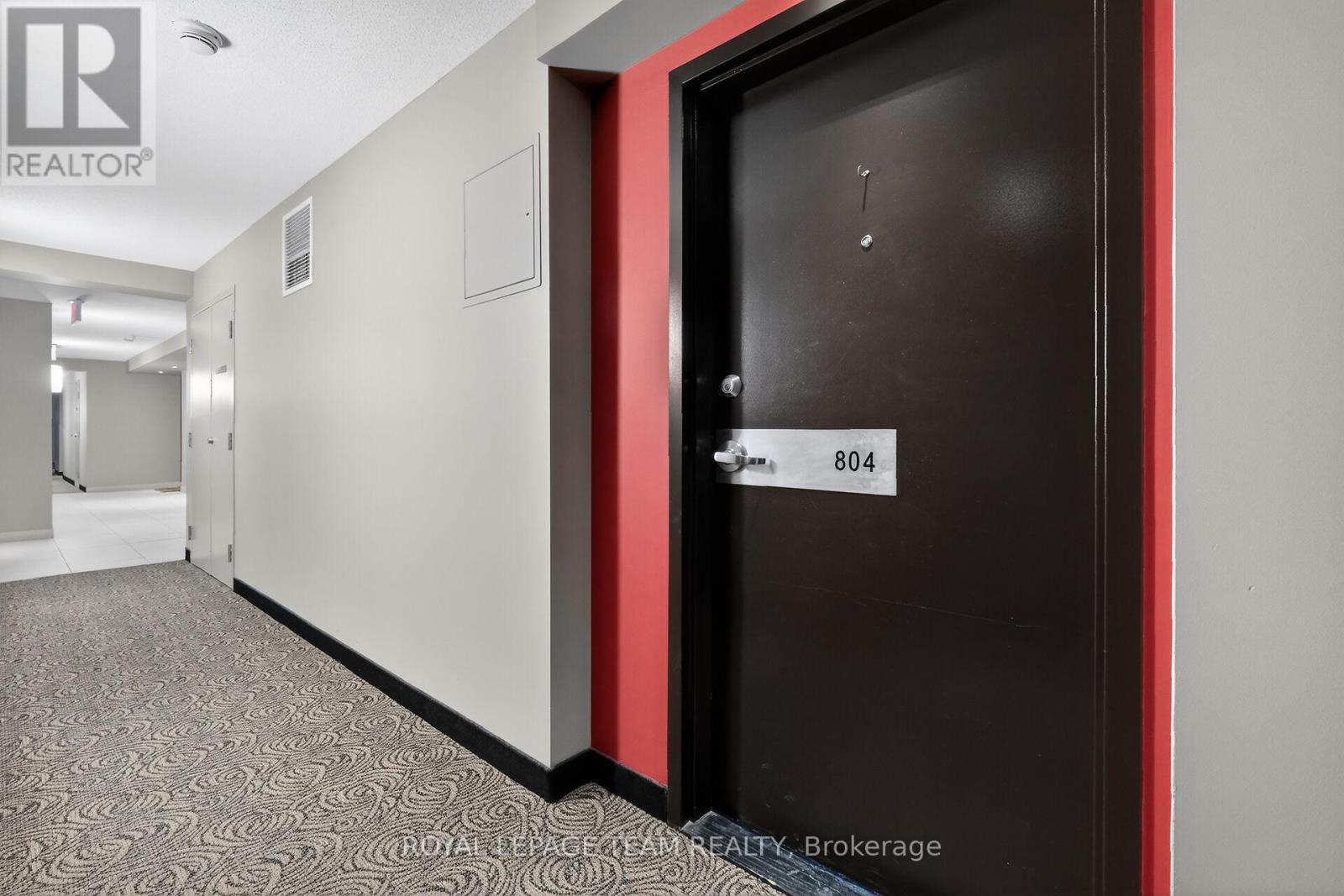 804 - 138 Somerset Street W