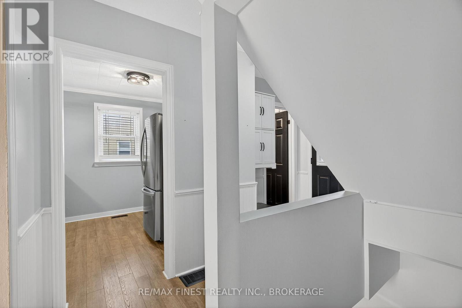 105 Salisbury Avenue