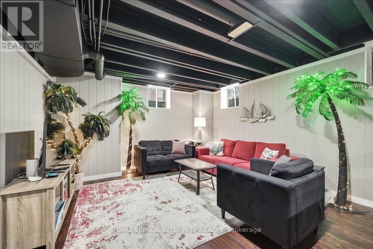 600 Calla Lily Terrace