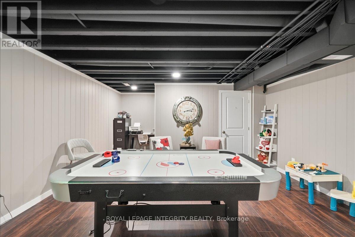 600 Calla Lily Terrace