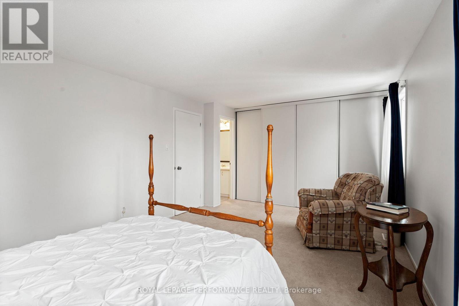 39 - 1140 Forets Avenue