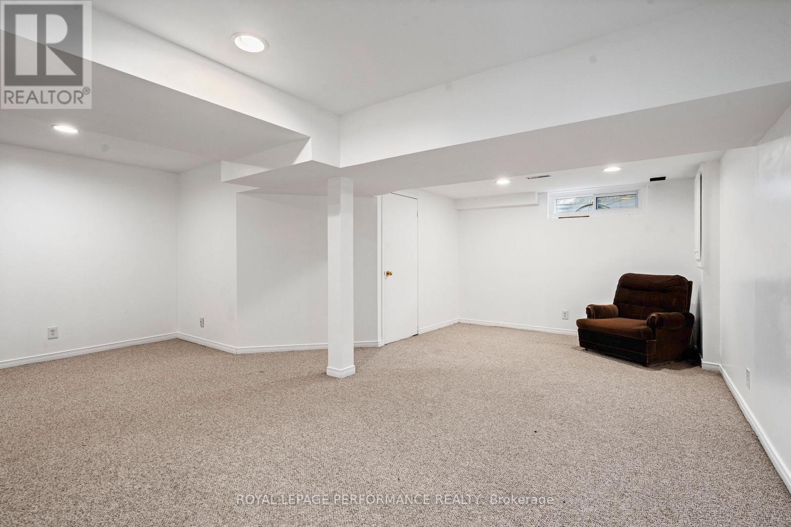 39 - 1140 Forets Avenue