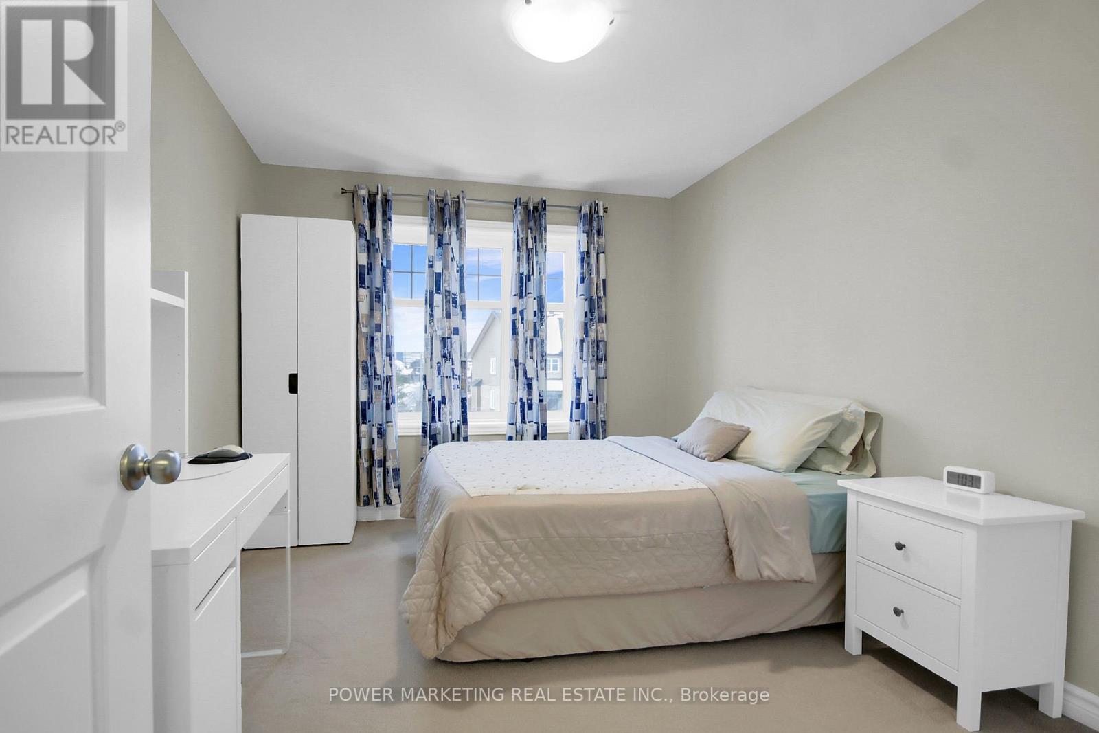 1076 Cobble Hill Drive