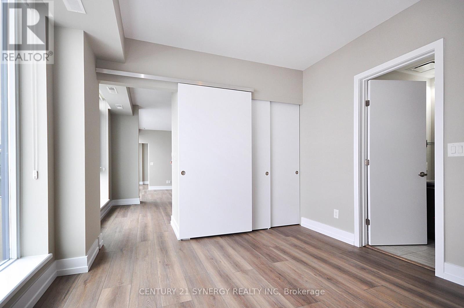 814 - 360 Patricia Avenue