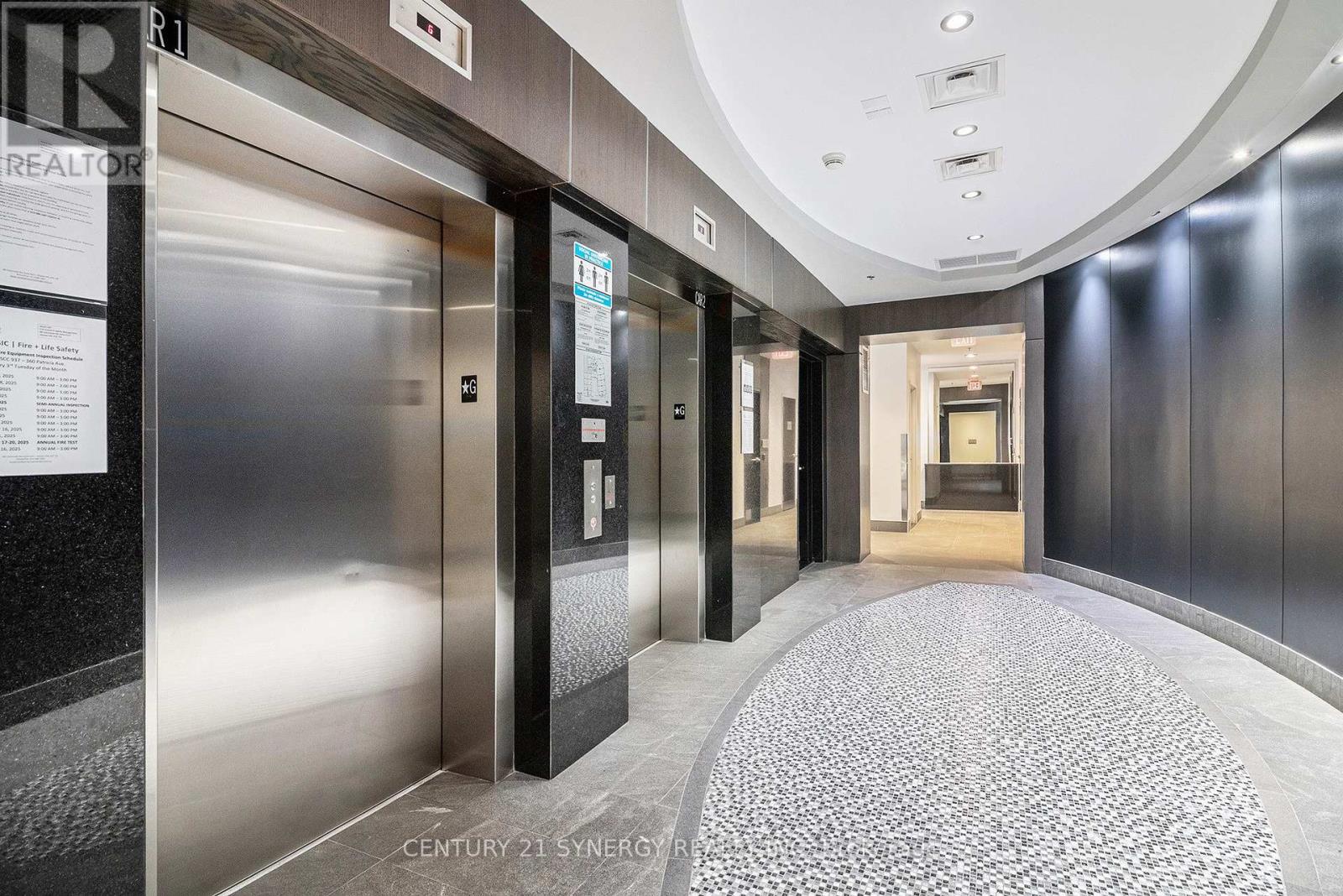 814 - 360 Patricia Avenue