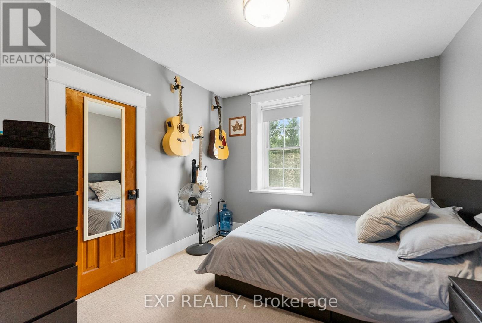 1382 Lochwinnoch Road