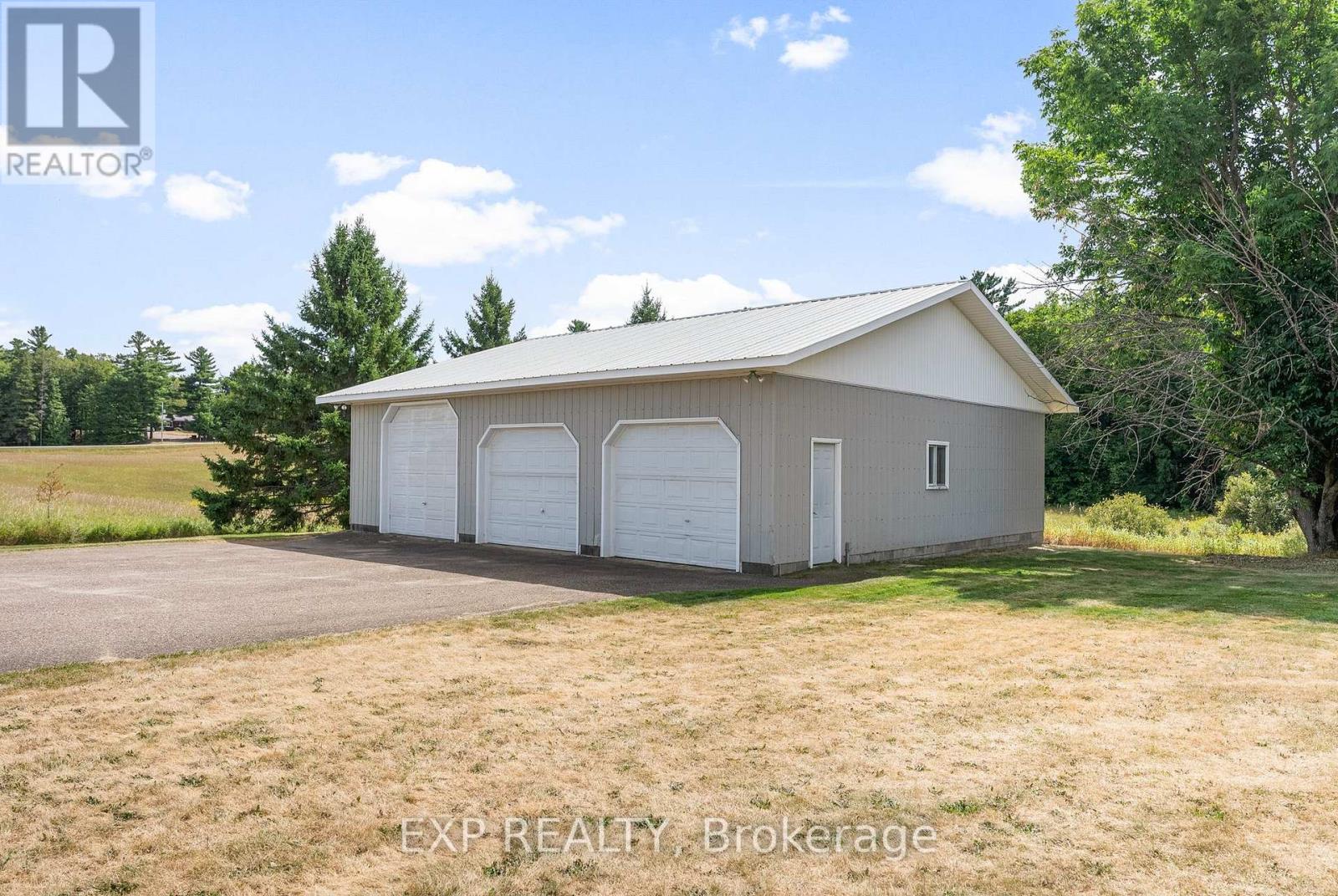 1382 Lochwinnoch Road