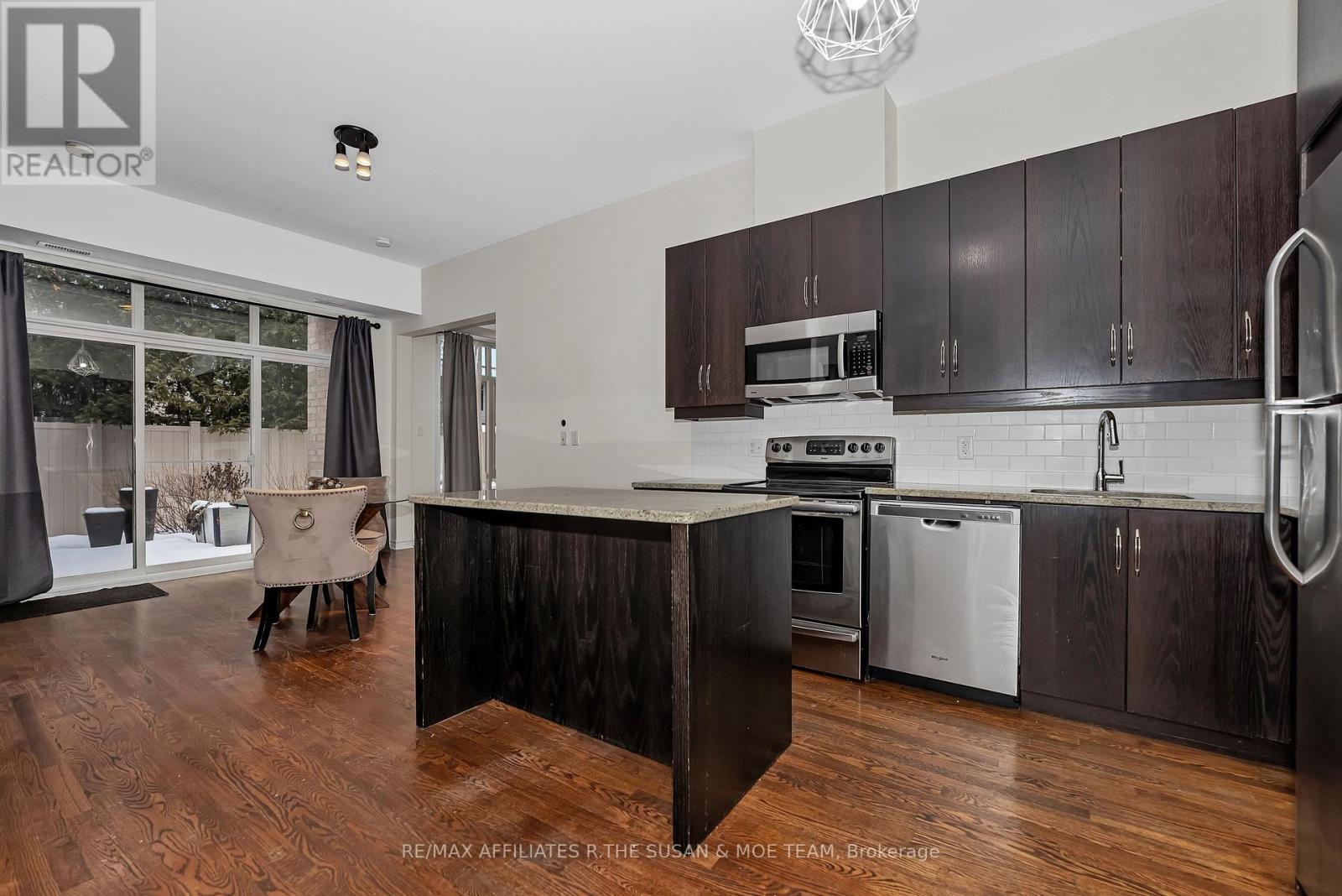 106 - 682 Churchill Avenue N