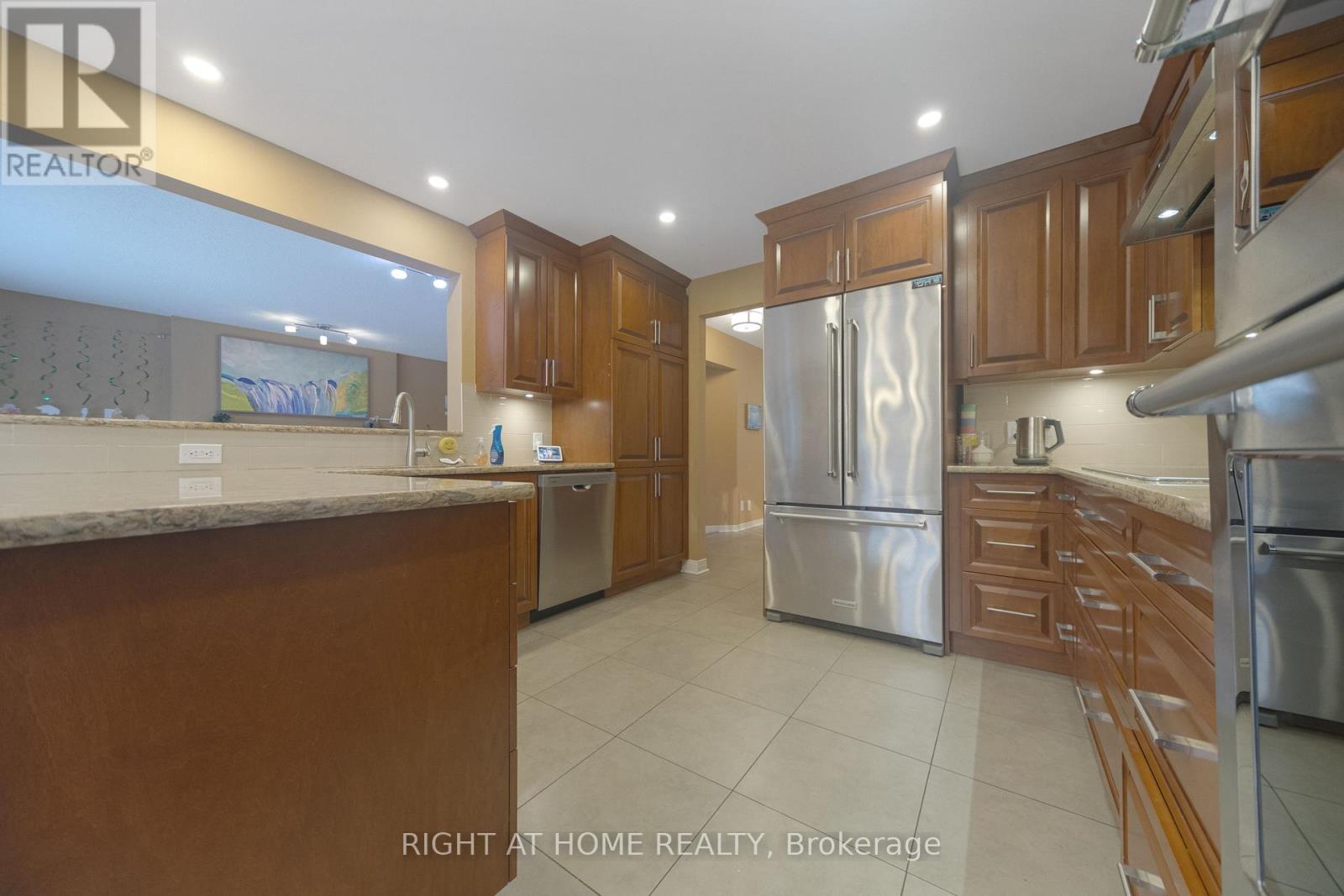 32 Marble Arch Crescent