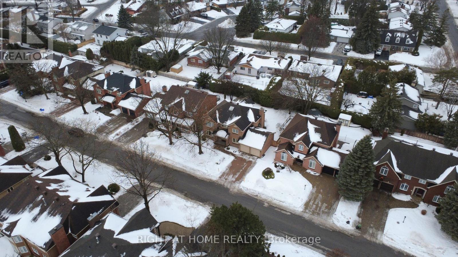 32 Marble Arch Crescent