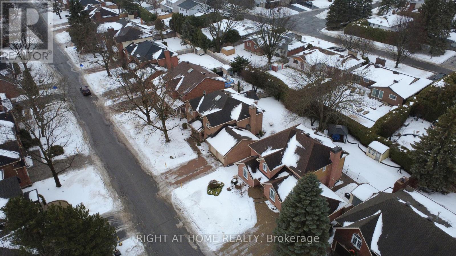 32 Marble Arch Crescent