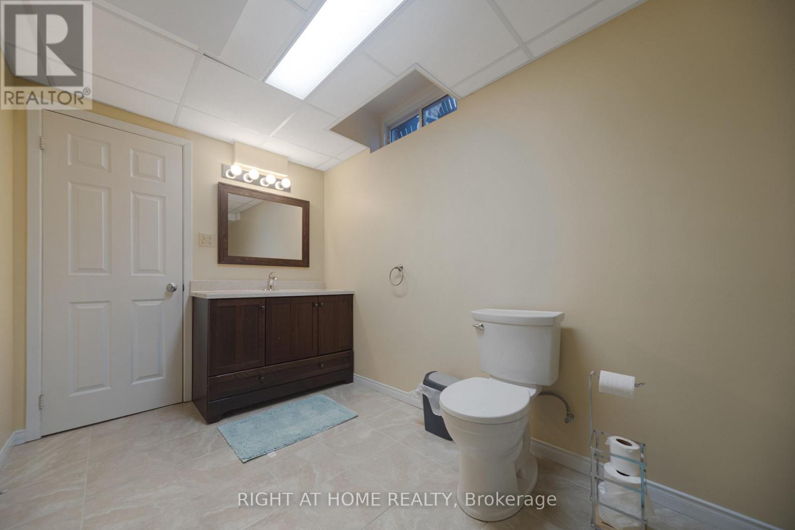 32 Marble Arch Crescent