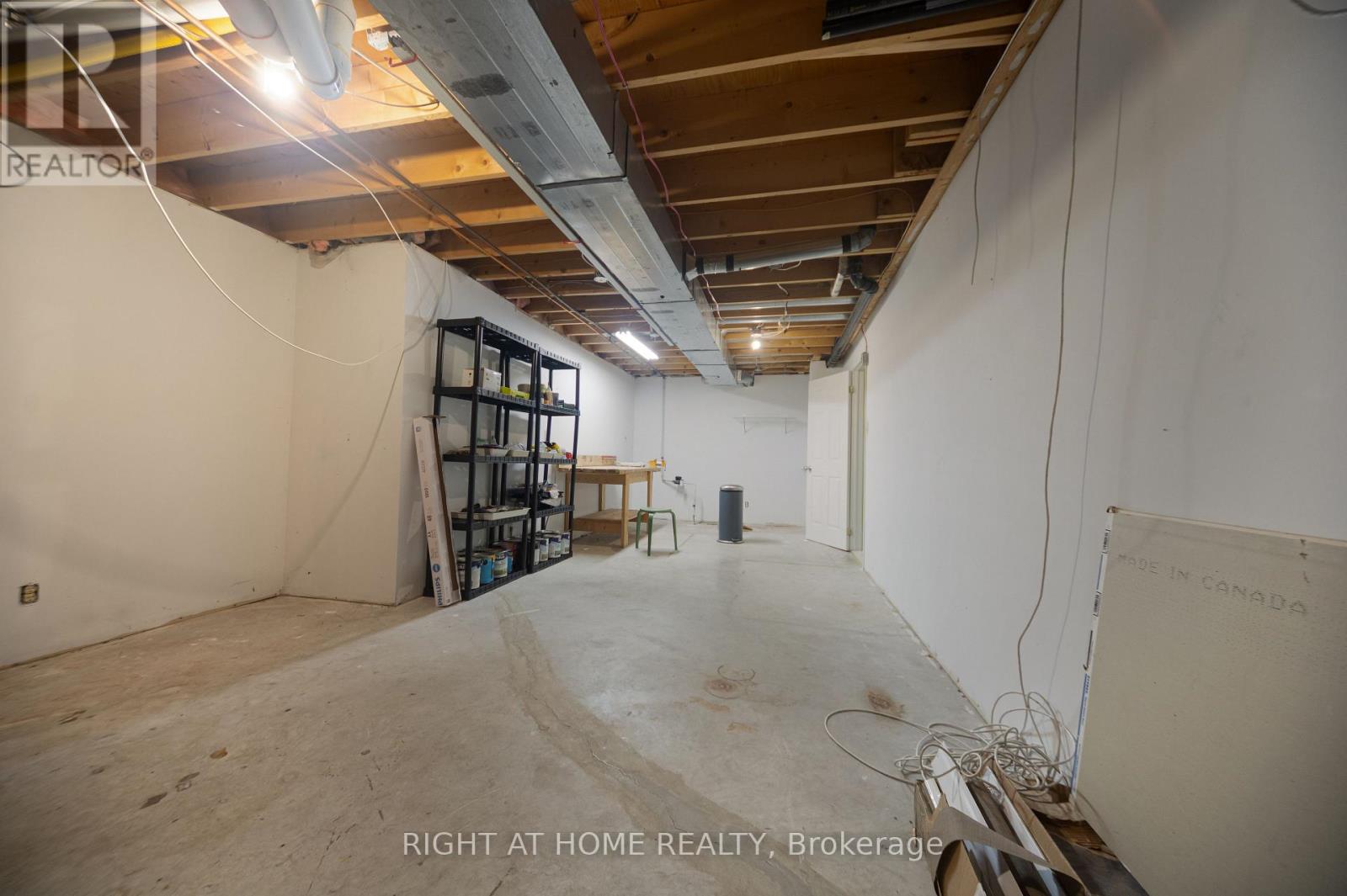 32 Marble Arch Crescent