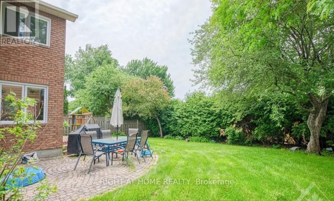 32 Marble Arch Crescent