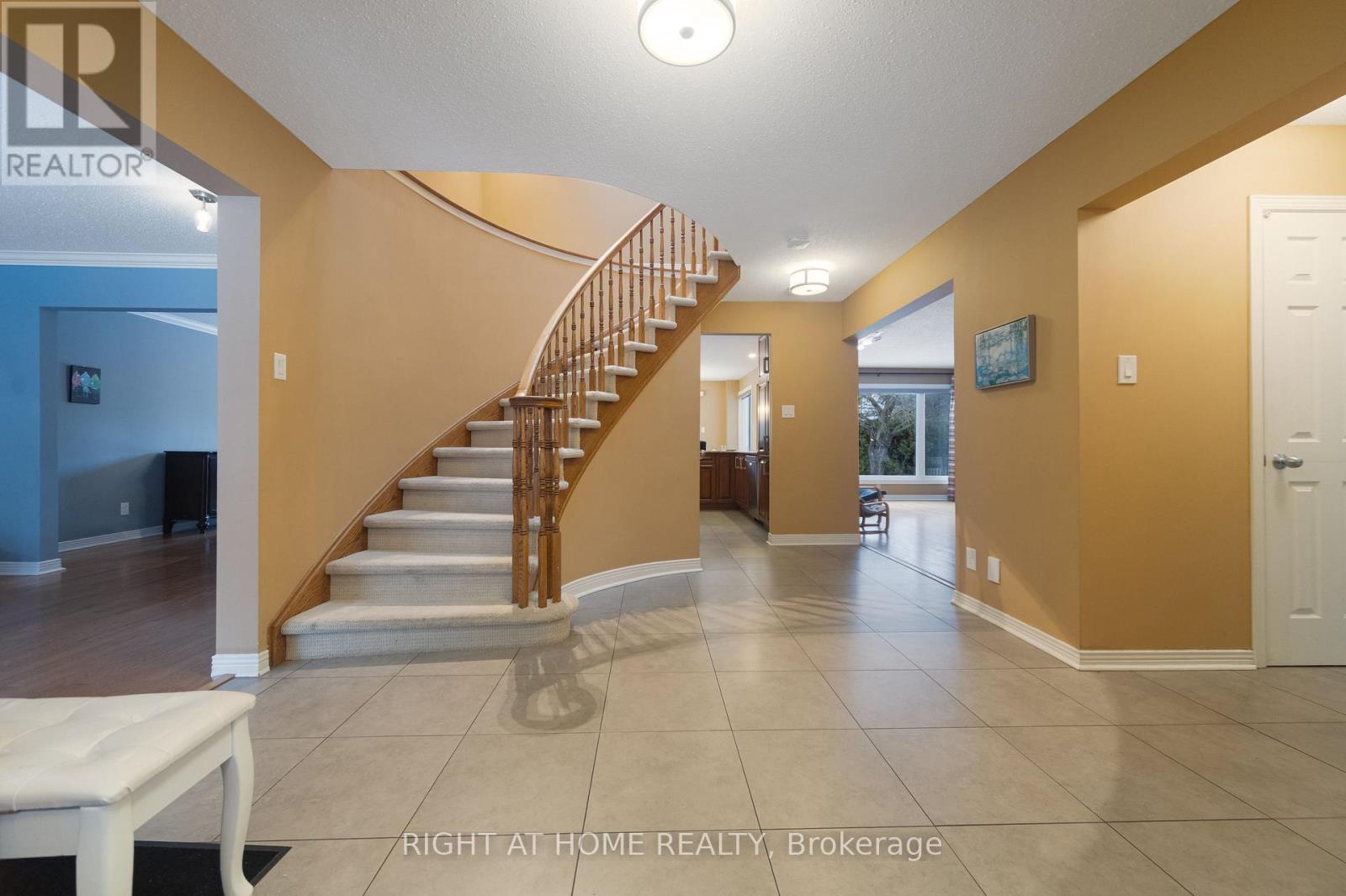 32 Marble Arch Crescent