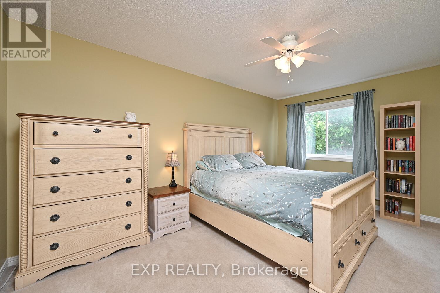 677 Wildshore Crescent