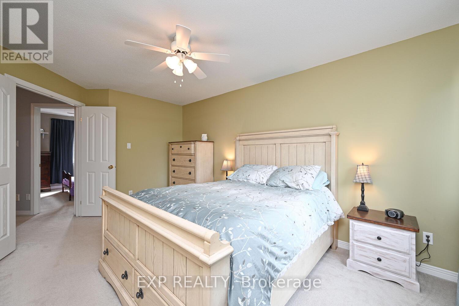 677 Wildshore Crescent