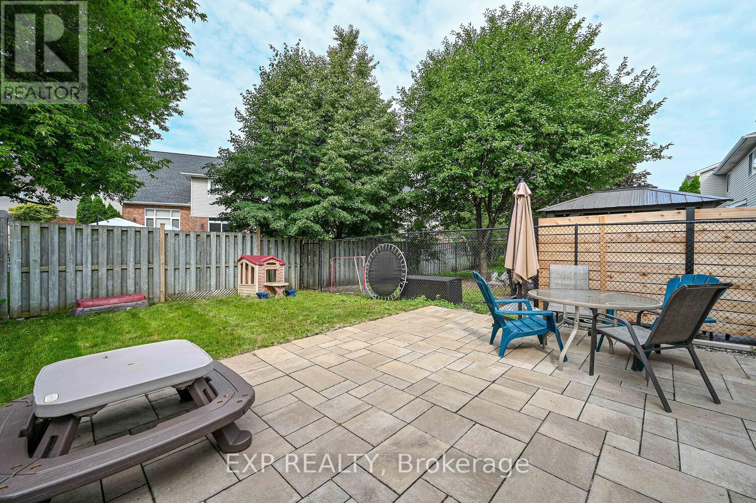 677 Wildshore Crescent