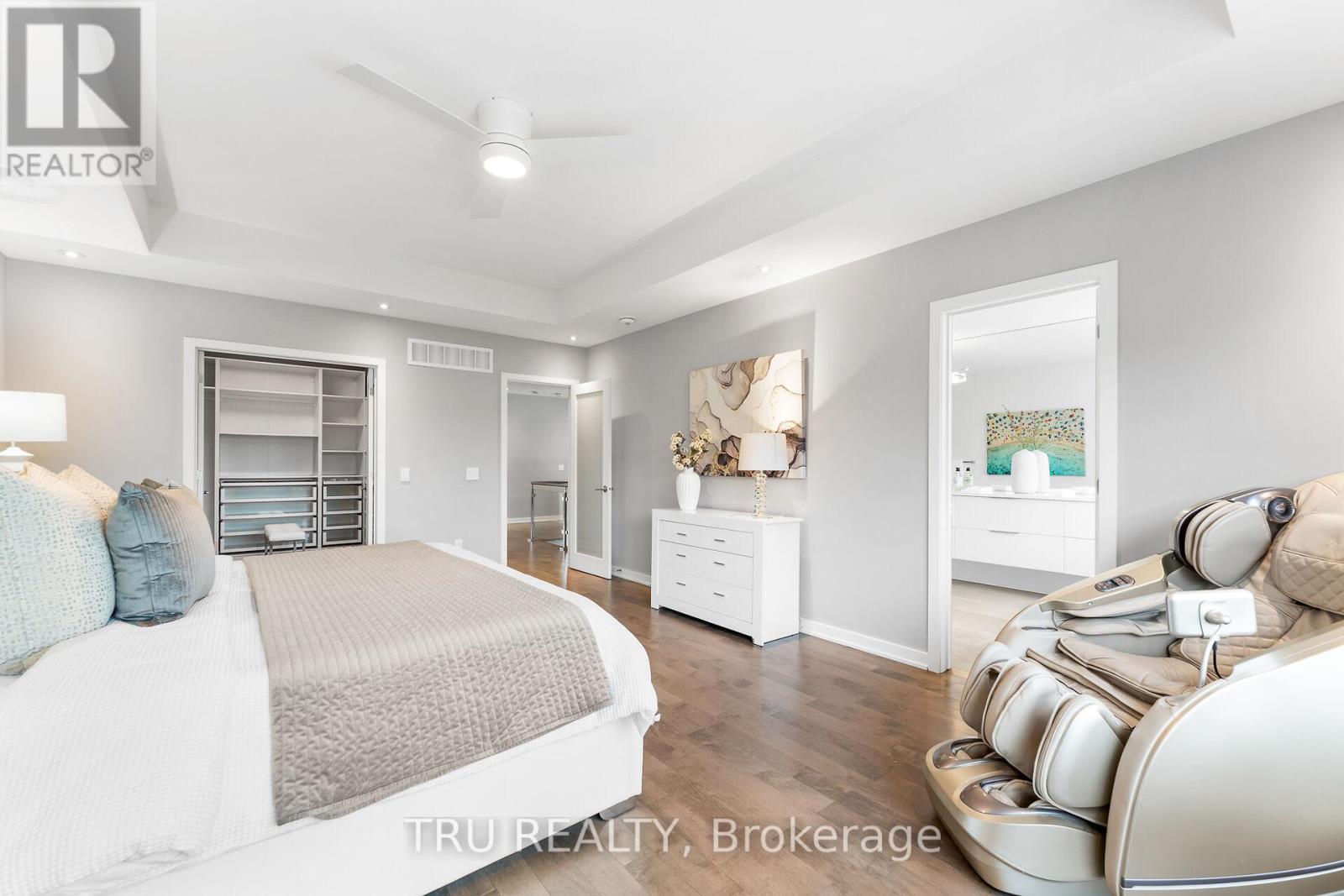 250 Sunnyridge Crescent