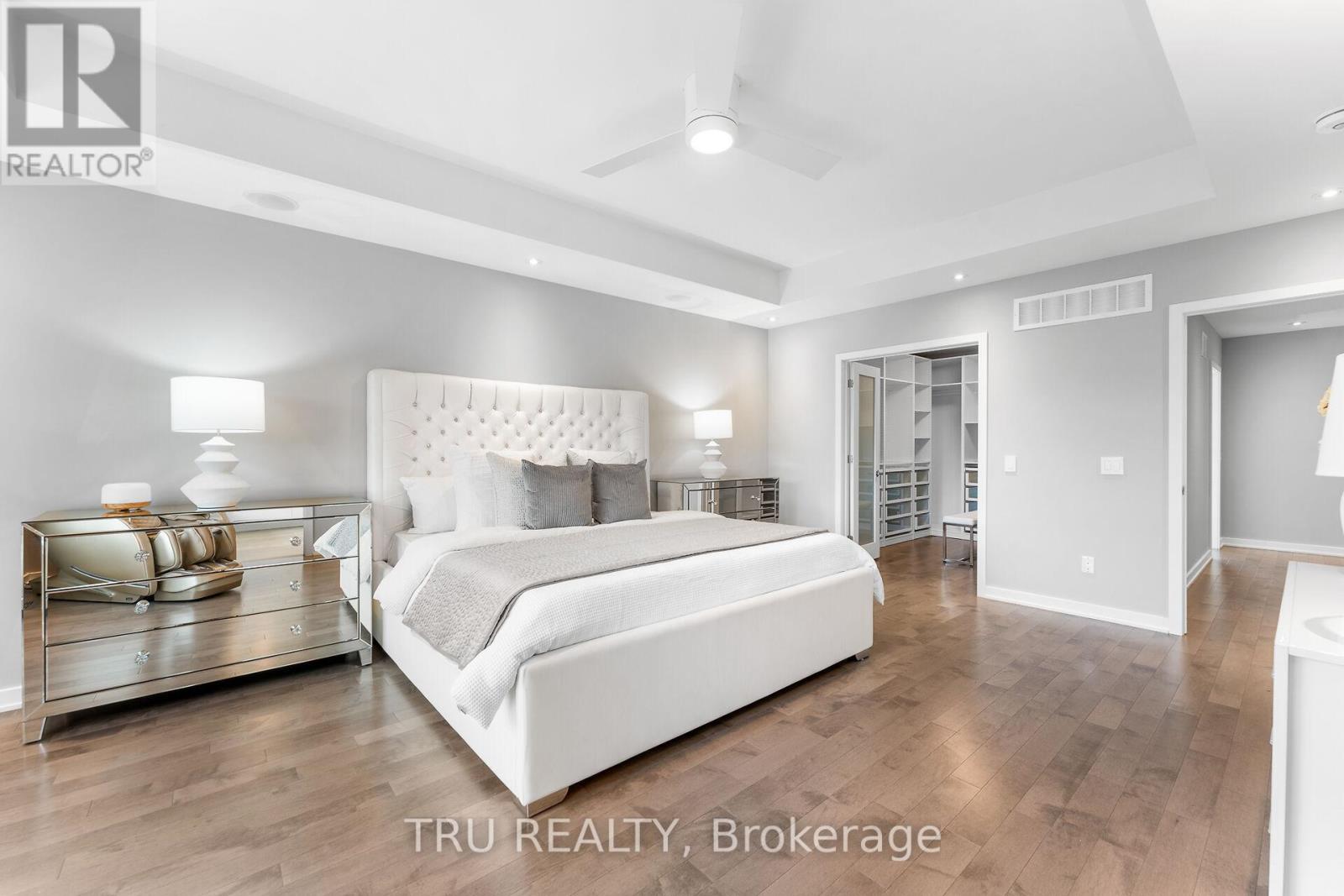 250 Sunnyridge Crescent