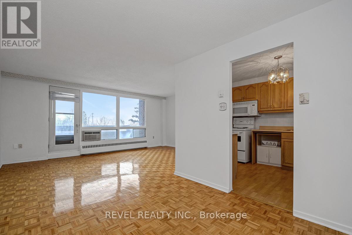 303 - 3100 Carling Avenue