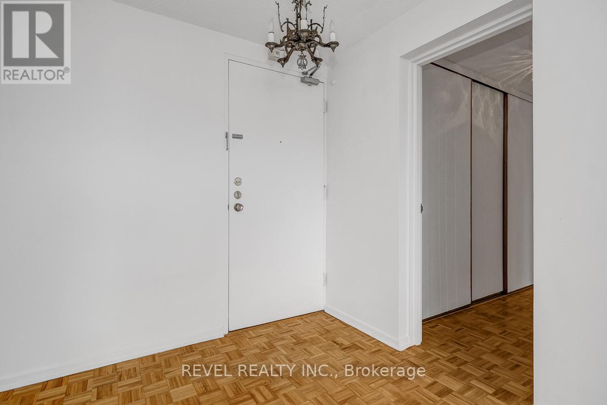 303 - 3100 Carling Avenue