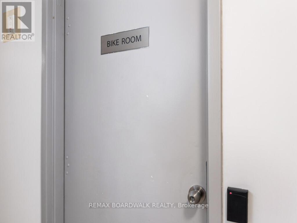 709 - 2400 Virginia Drive