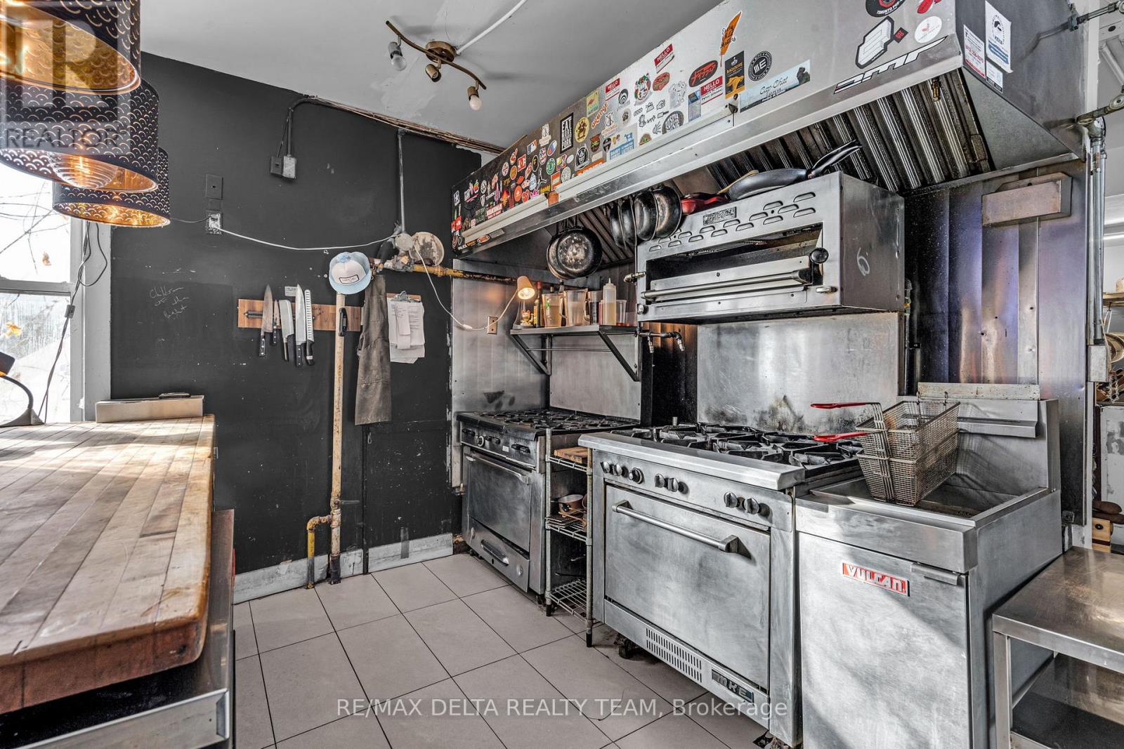 2607 Old Montreal Road