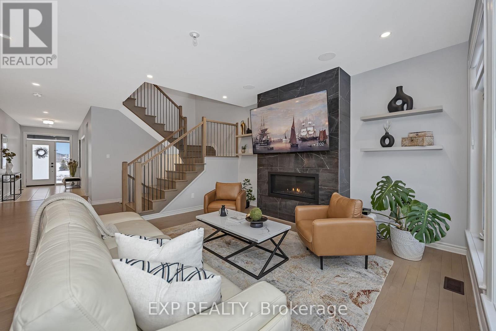 711 Moonflower Crescent