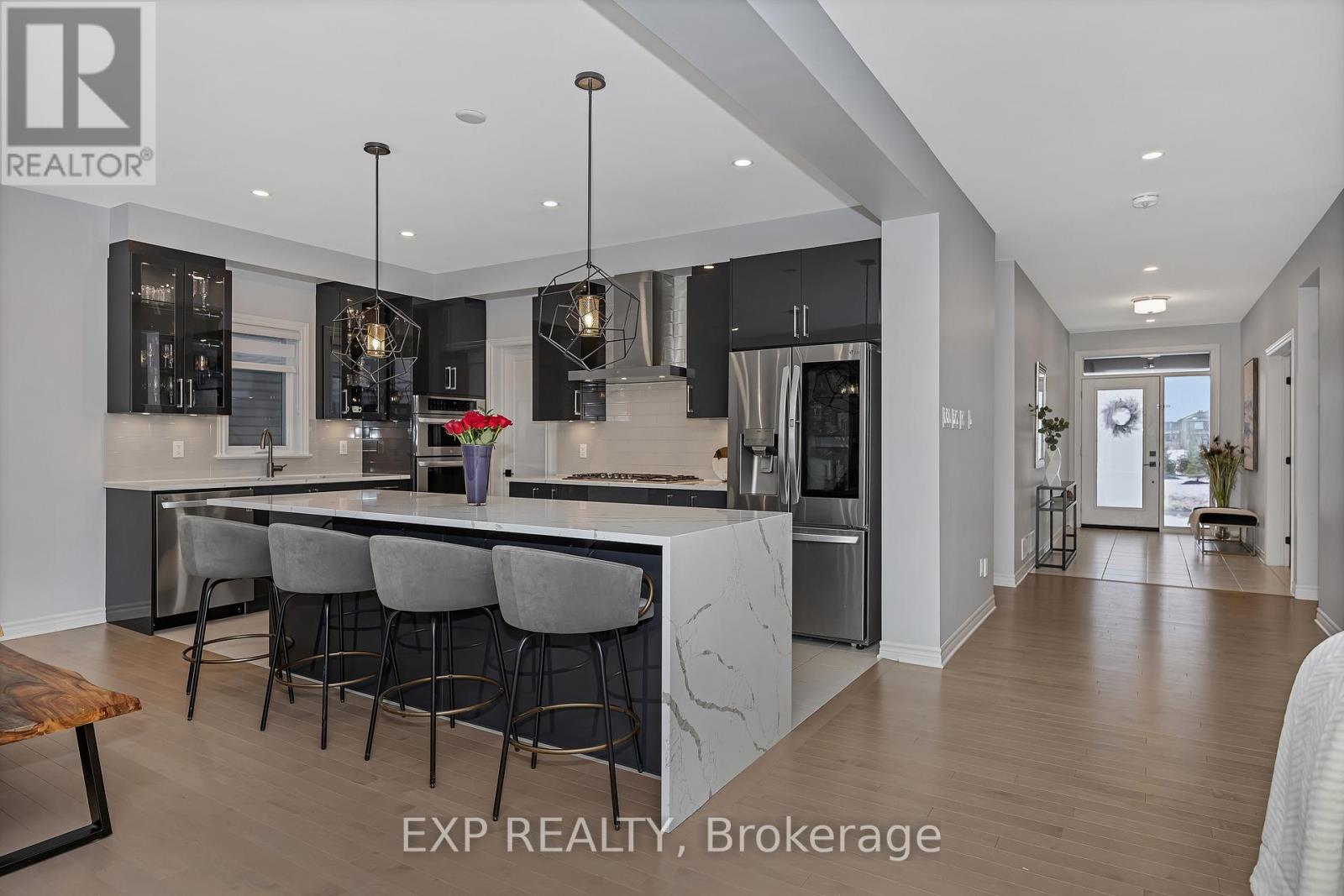 711 Moonflower Crescent