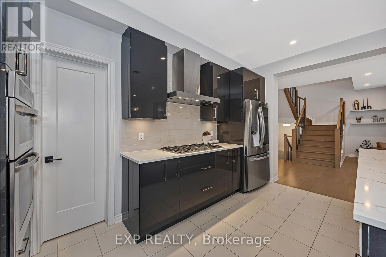 711 Moonflower Crescent