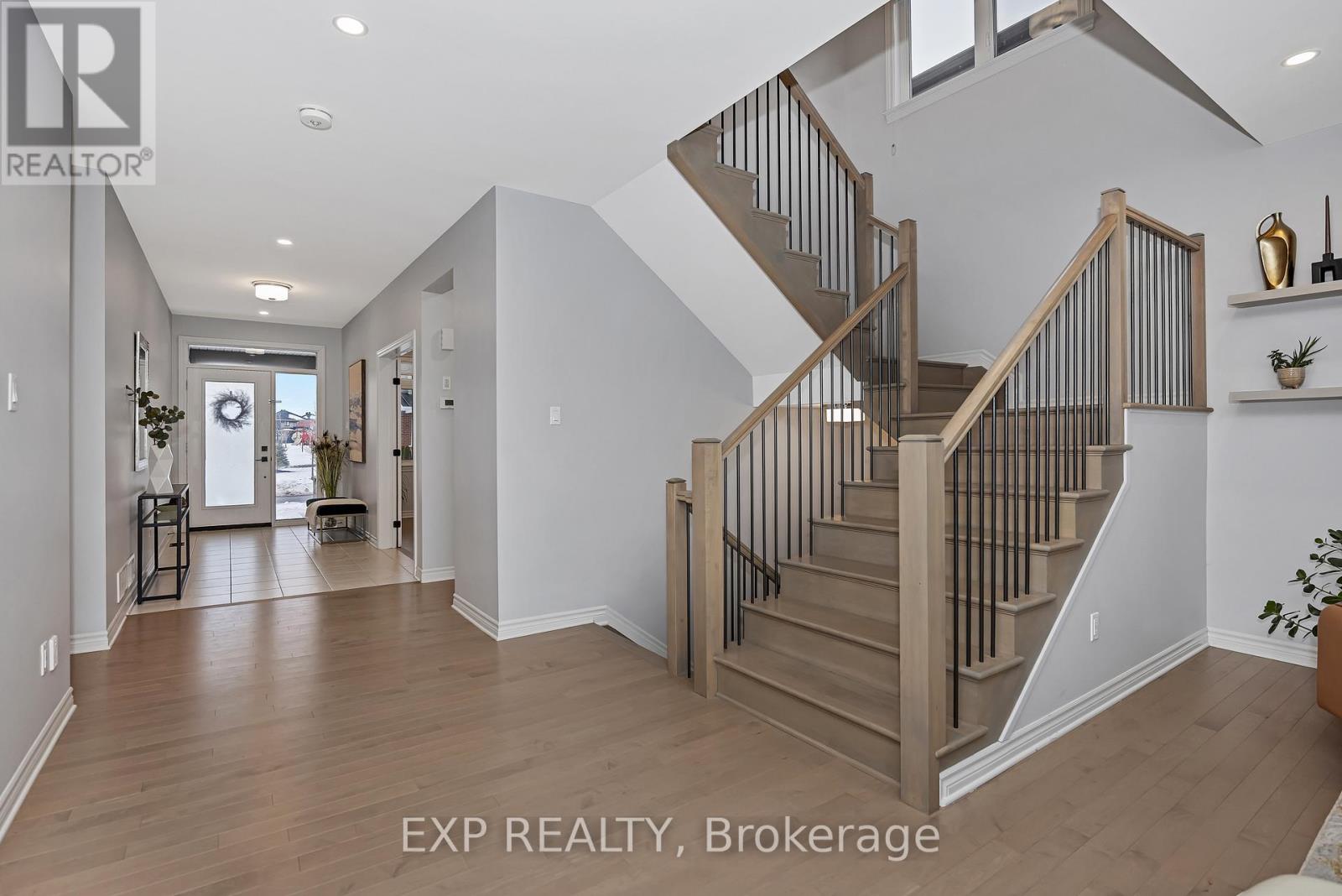 711 Moonflower Crescent