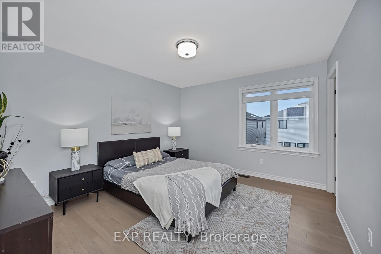 711 Moonflower Crescent