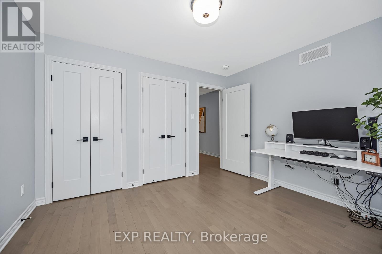 711 Moonflower Crescent