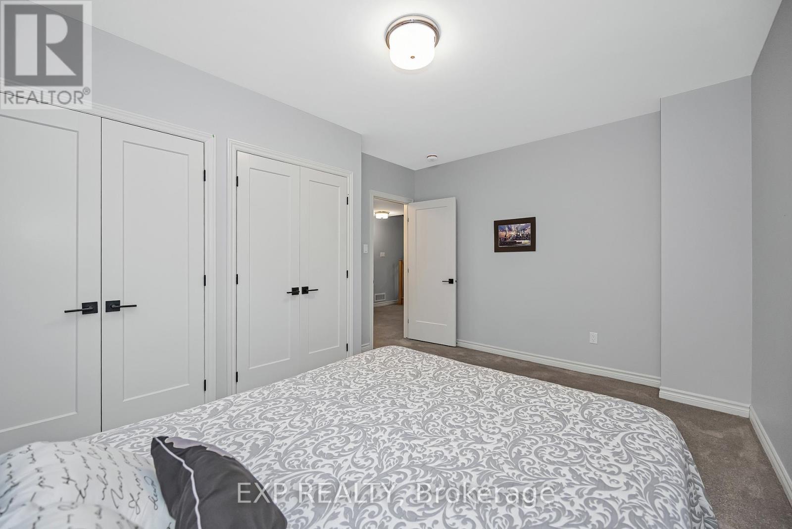 711 Moonflower Crescent