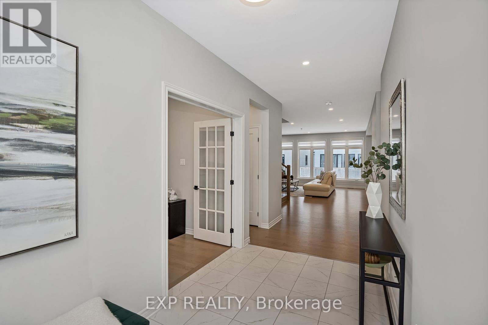 711 Moonflower Crescent