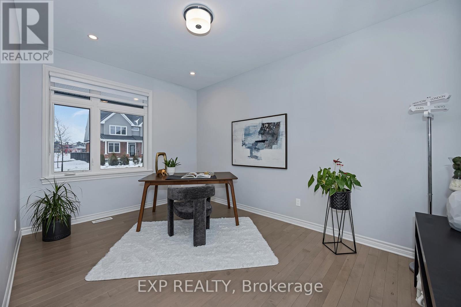 711 Moonflower Crescent