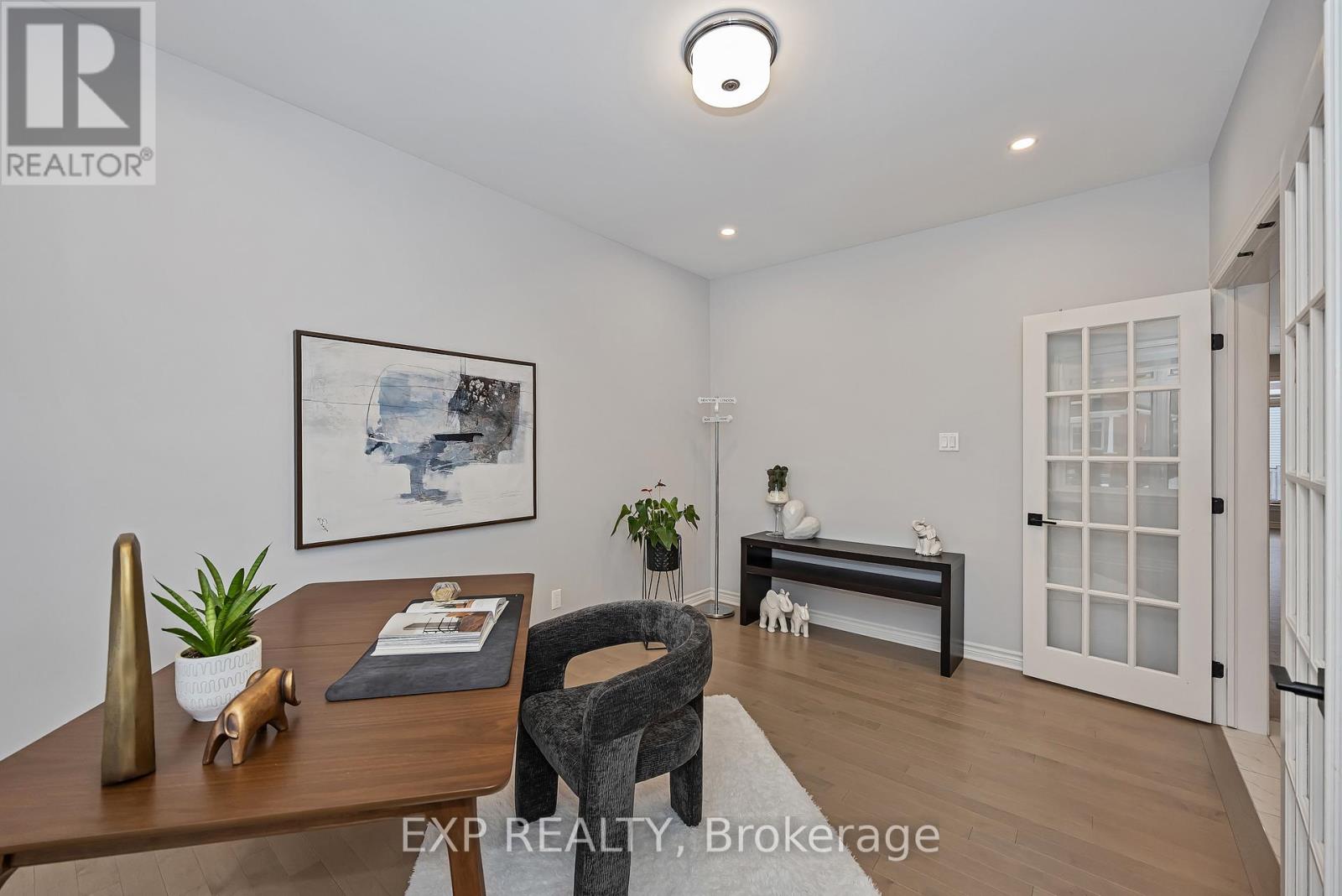 711 Moonflower Crescent