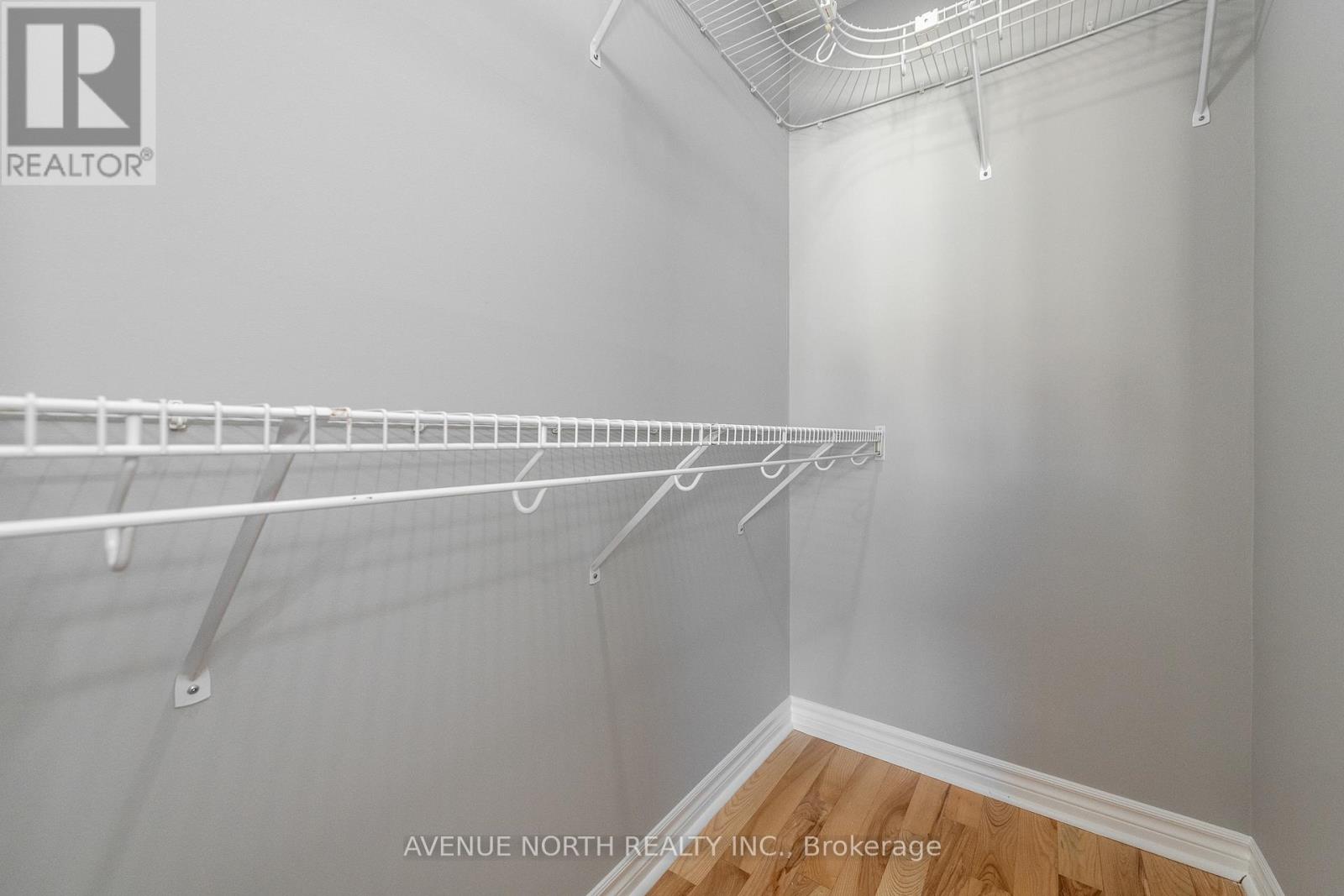 2 Chickasaw Crescent