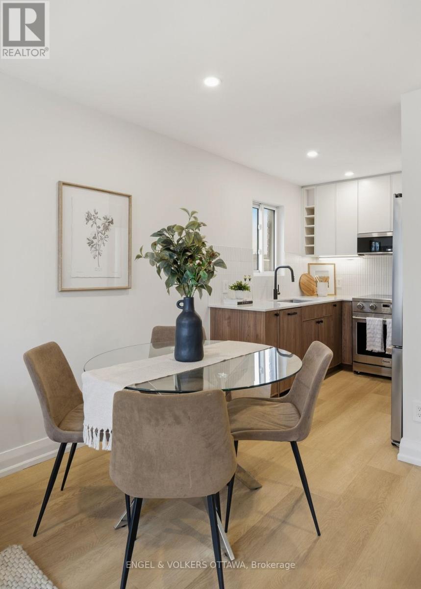 202 - 1490 Heron Road