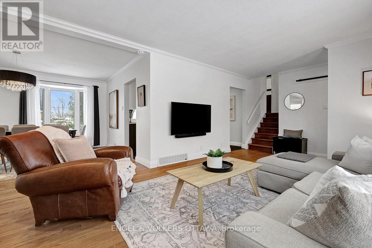 10 Spring Garden Avenue