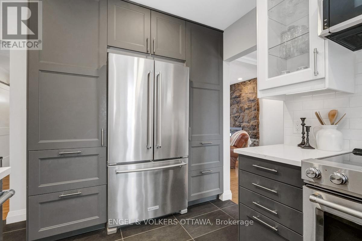 10 Spring Garden Avenue