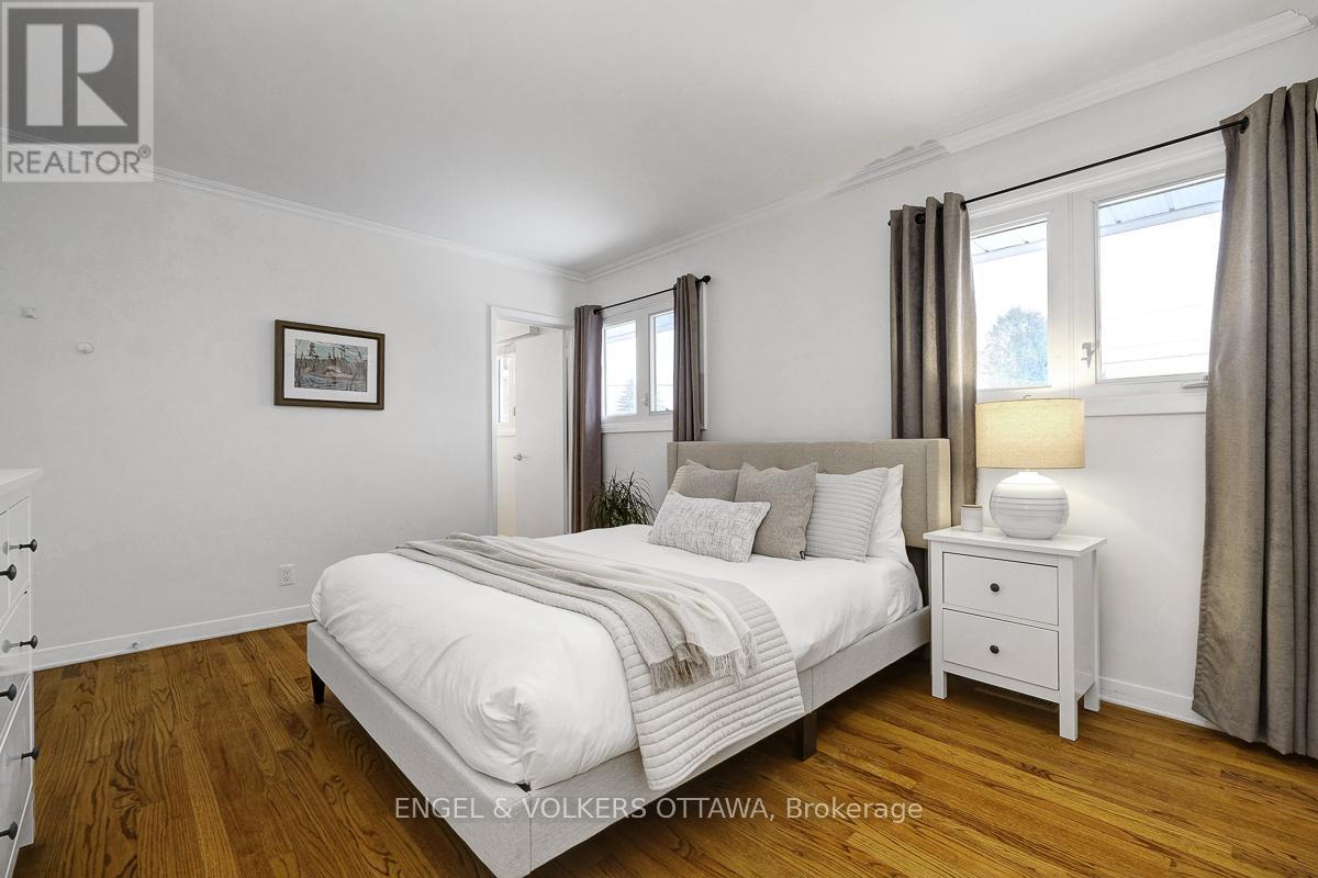 10 Spring Garden Avenue