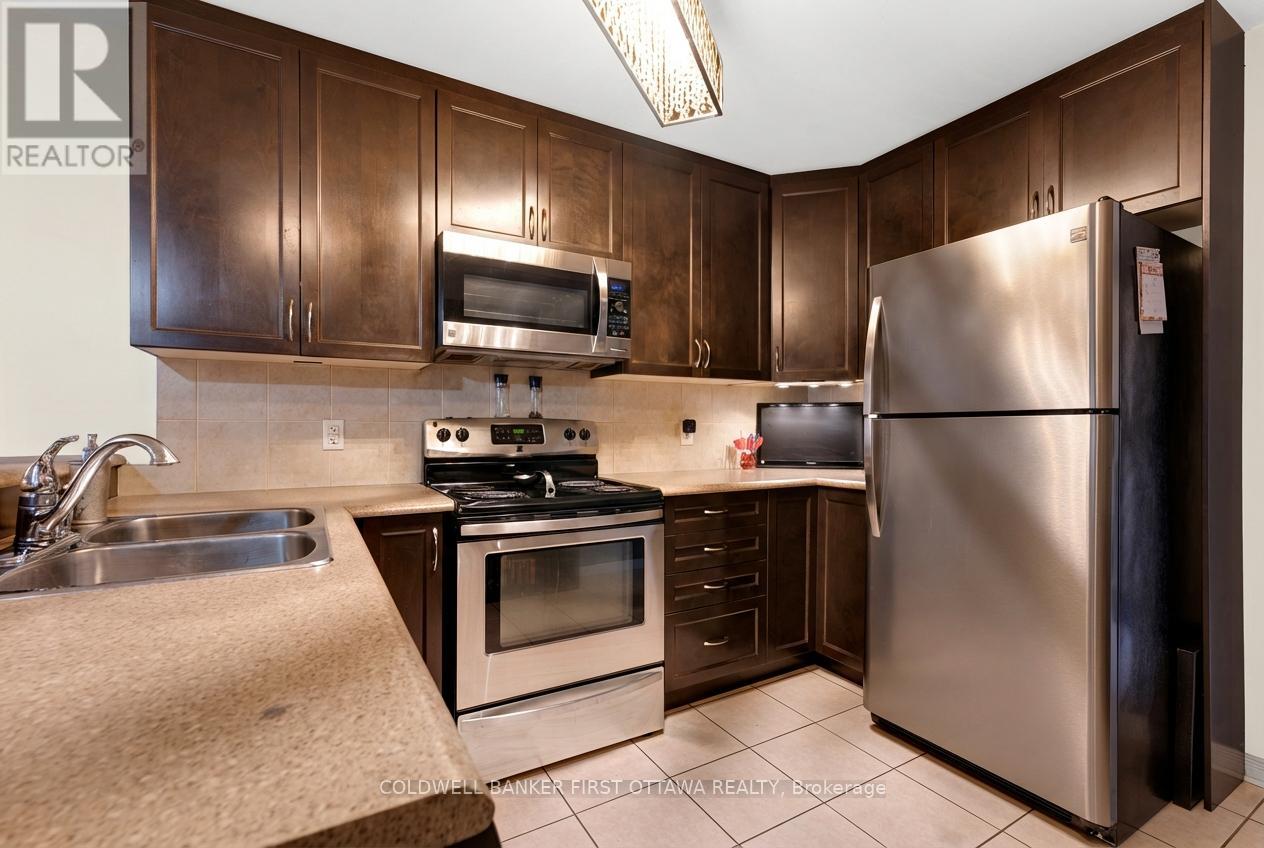 150 Urbancrest Private